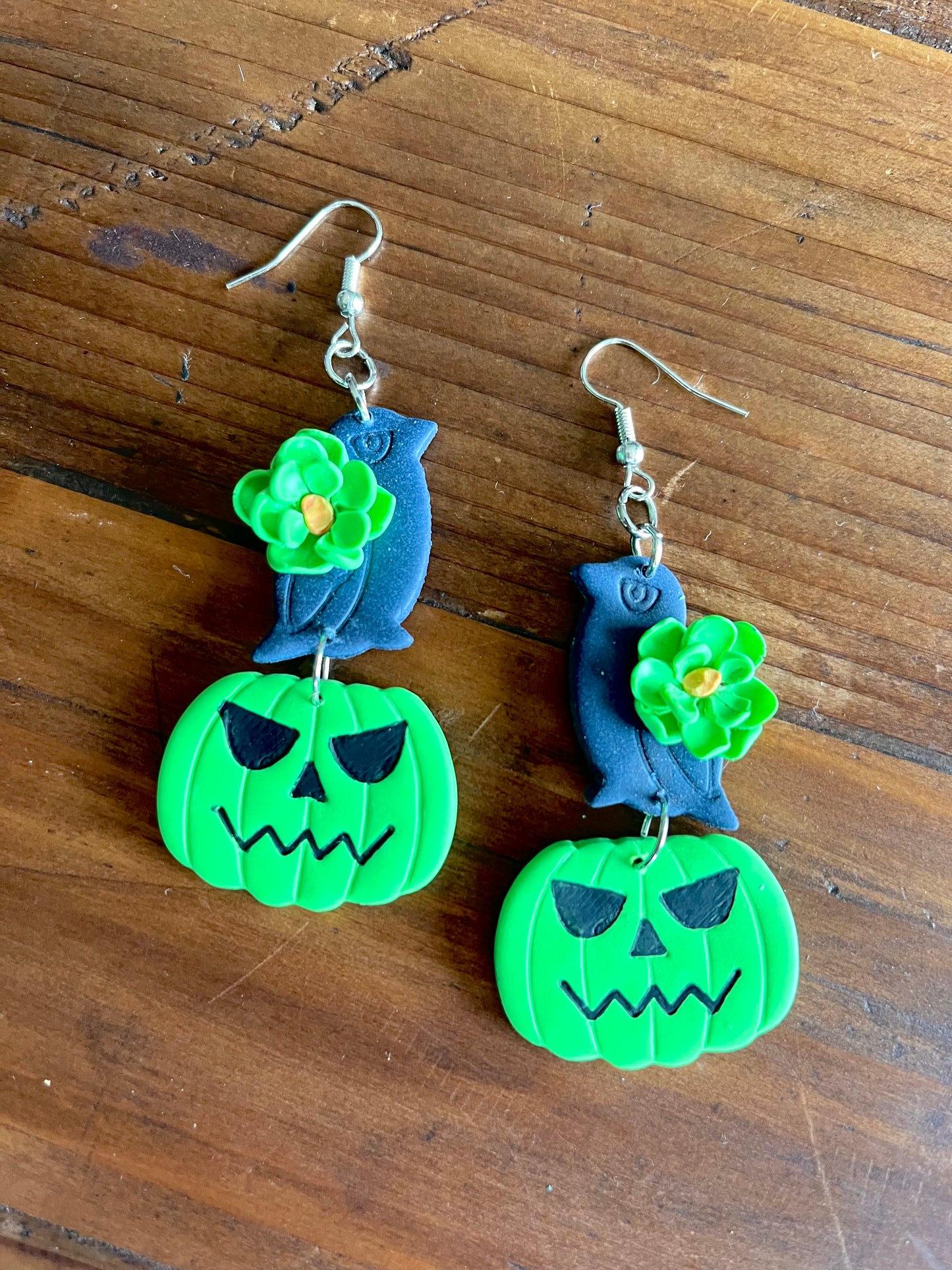 šš¤ Green Pumpkin & Raven Polymer Clay Earrings