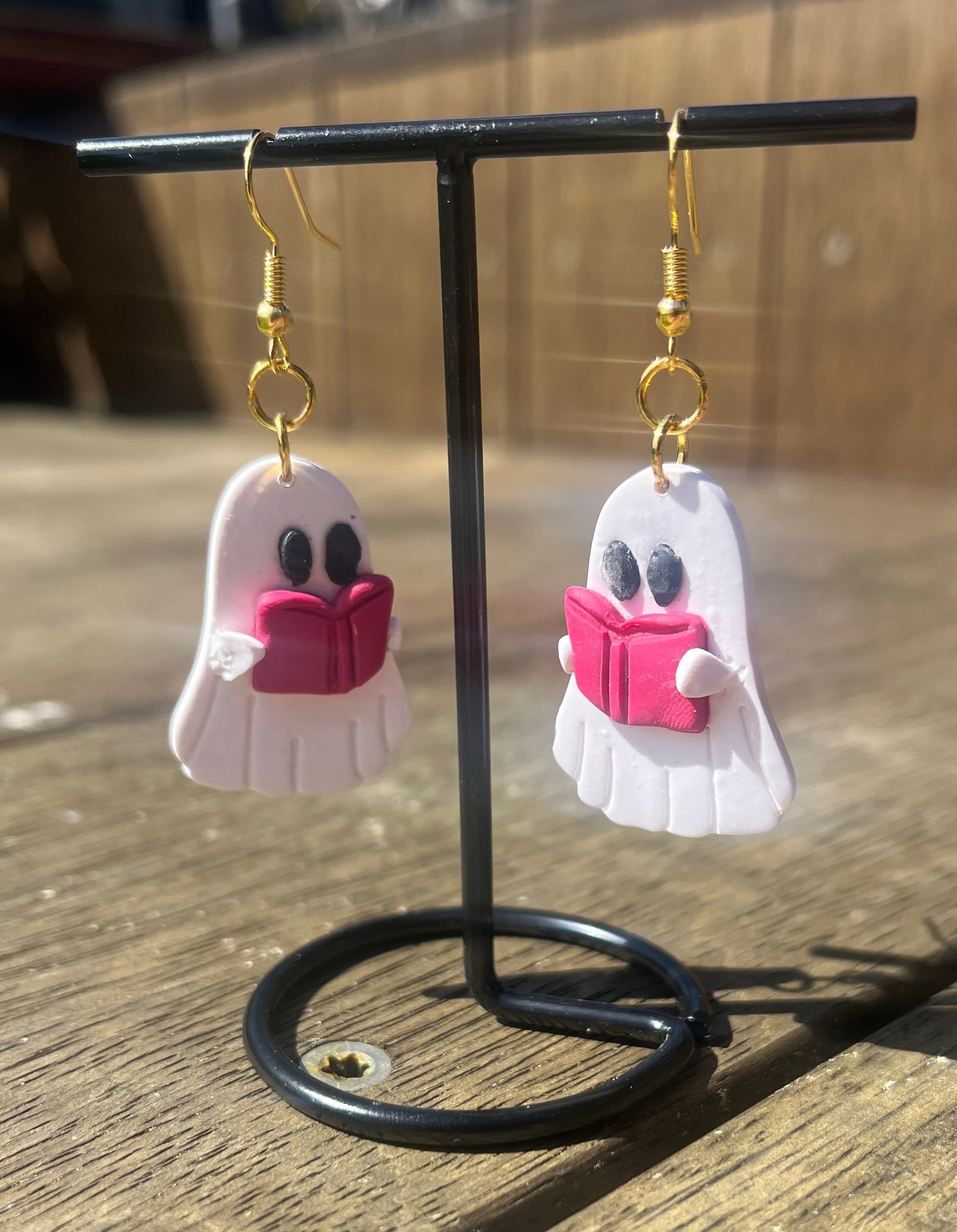 👻📖 Ghost Earrings Reading a Book